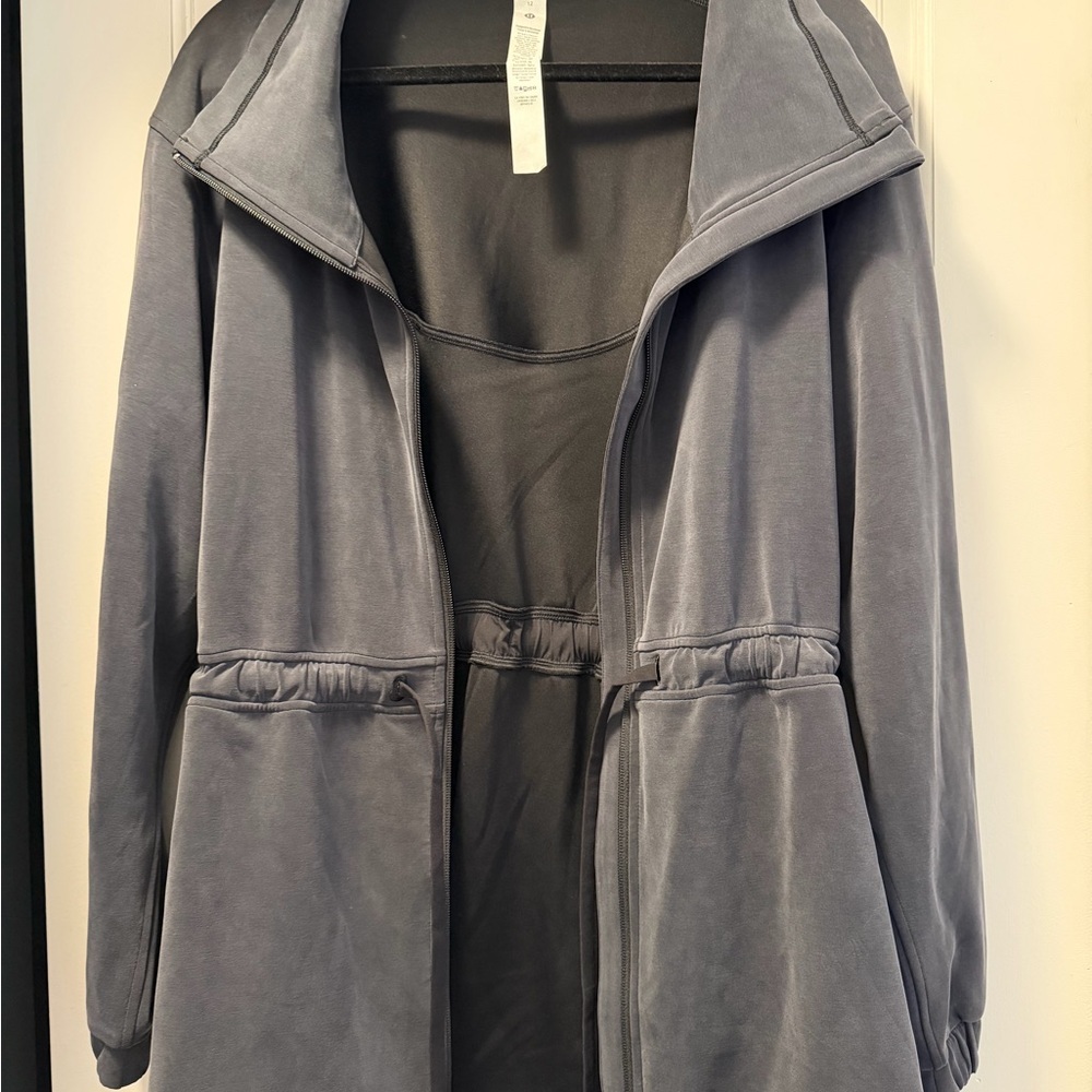 Lululemon Gray Zip-Up Drawstring Jacket - Picture 2 of 4